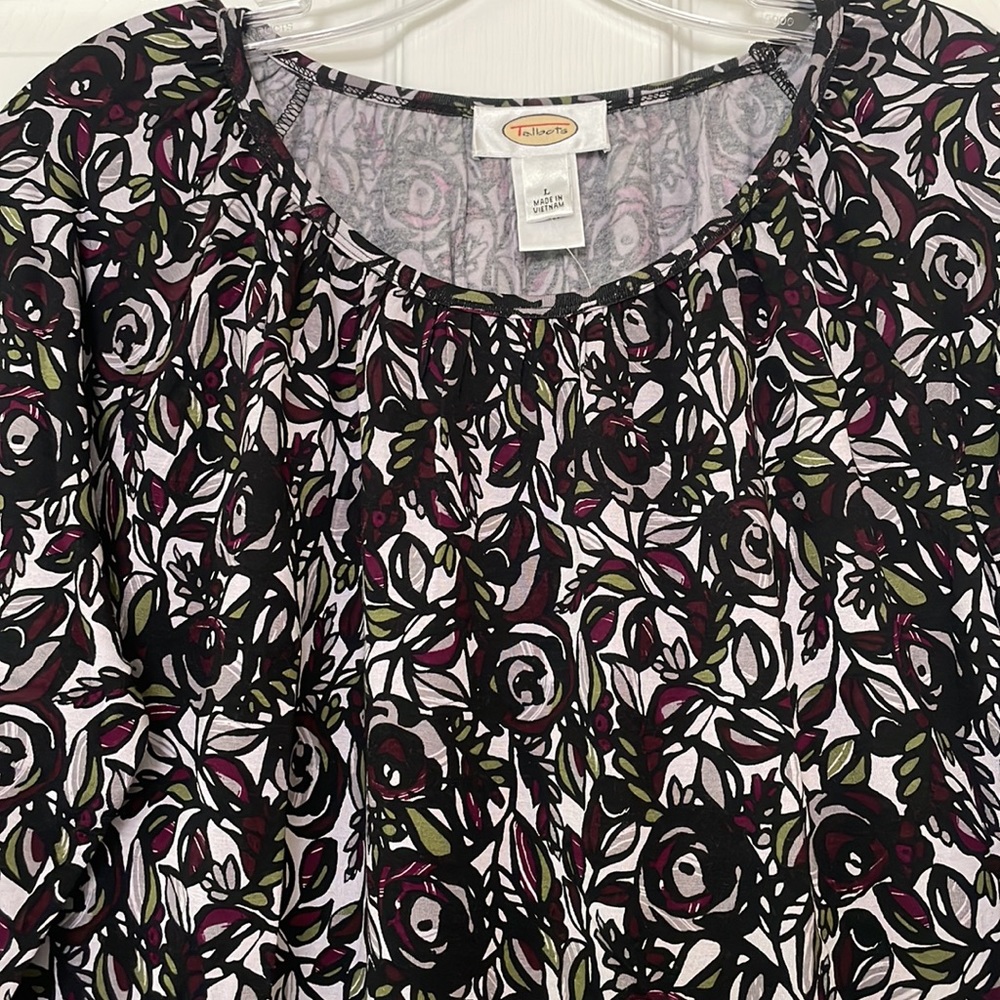 TALBOTS GATHERED NECK LONG SLEEVES MULTI COLOR TOP IN LARGE